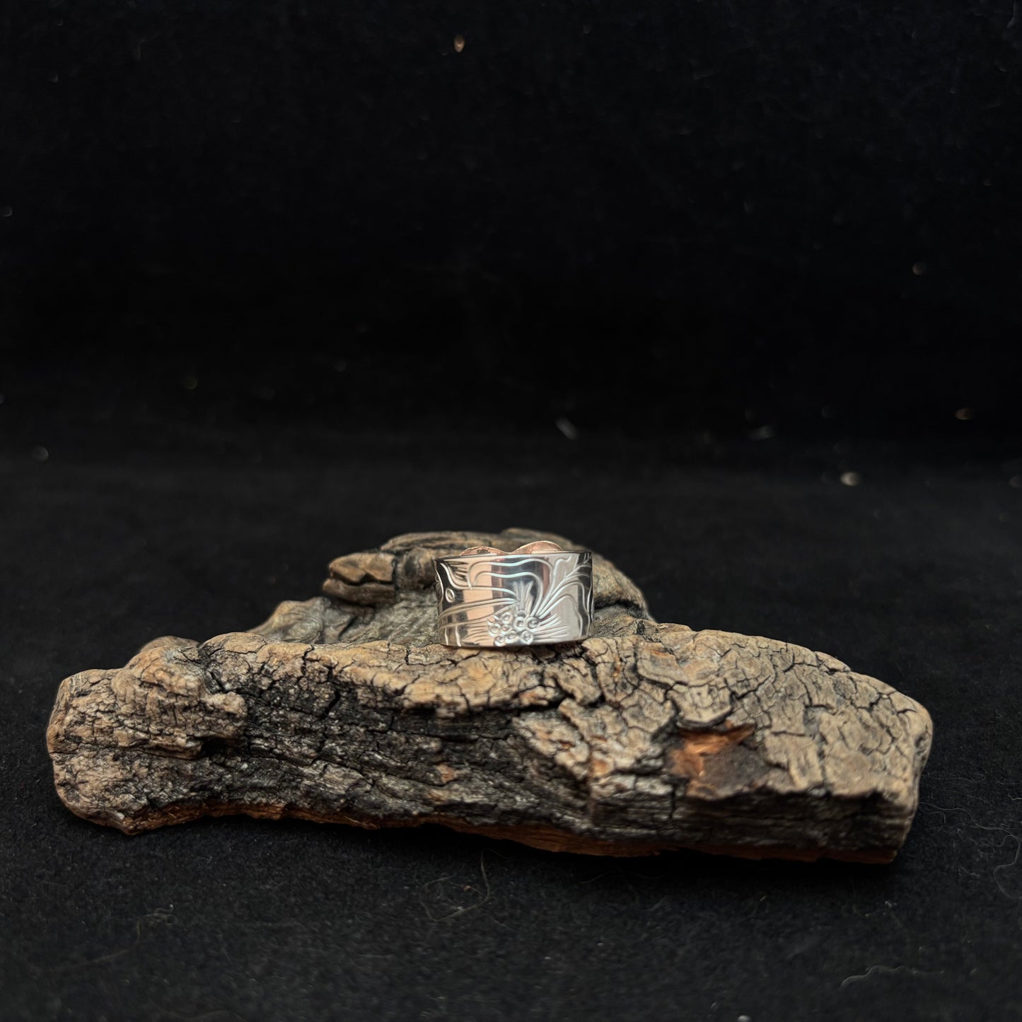 Hummingbird ring