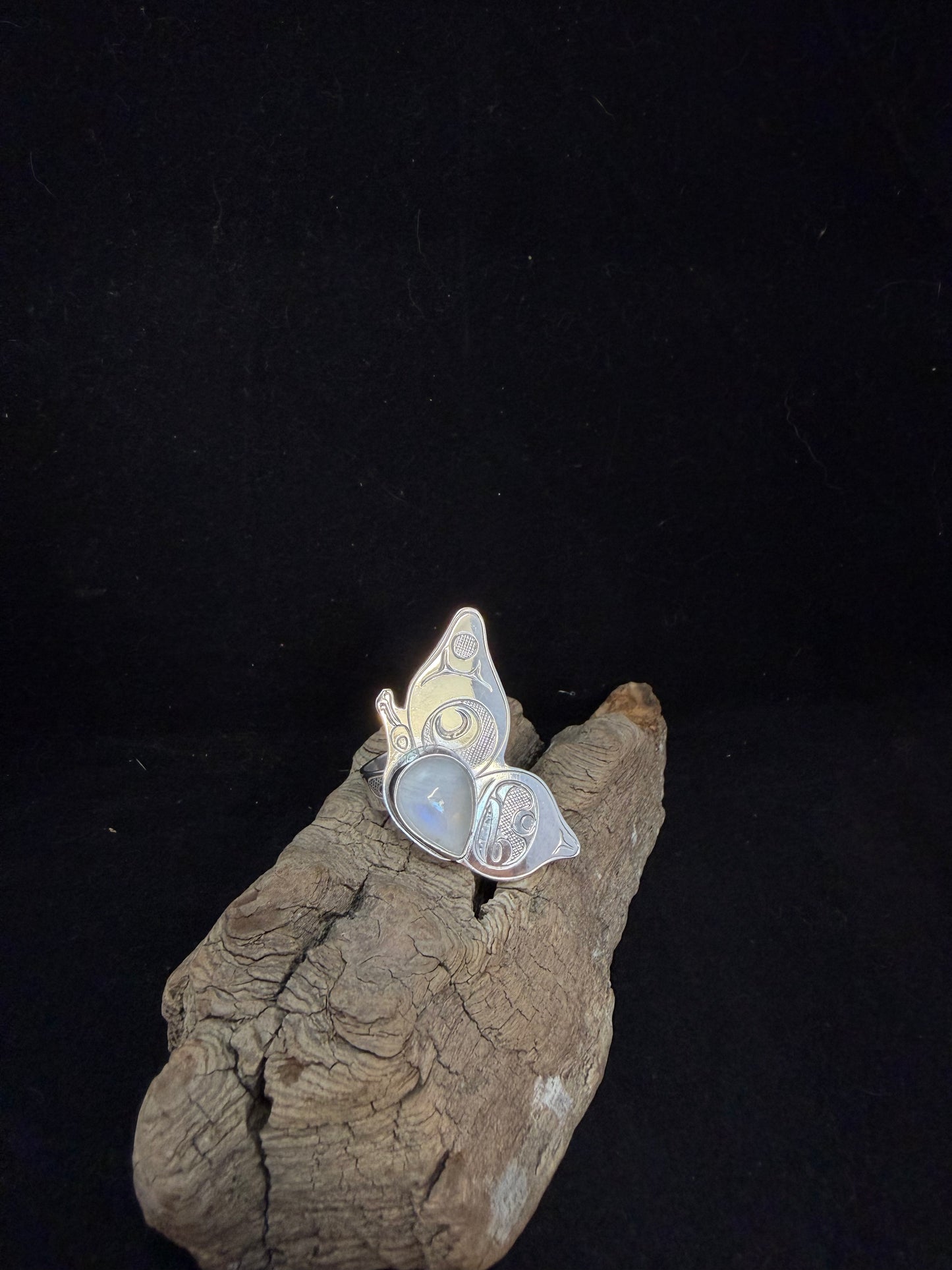 Butterfly ring